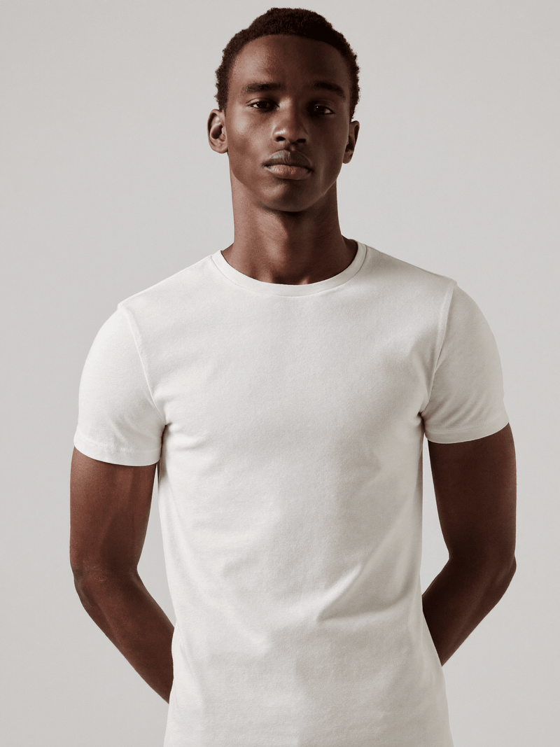 Le t-shirt SCULPT porté